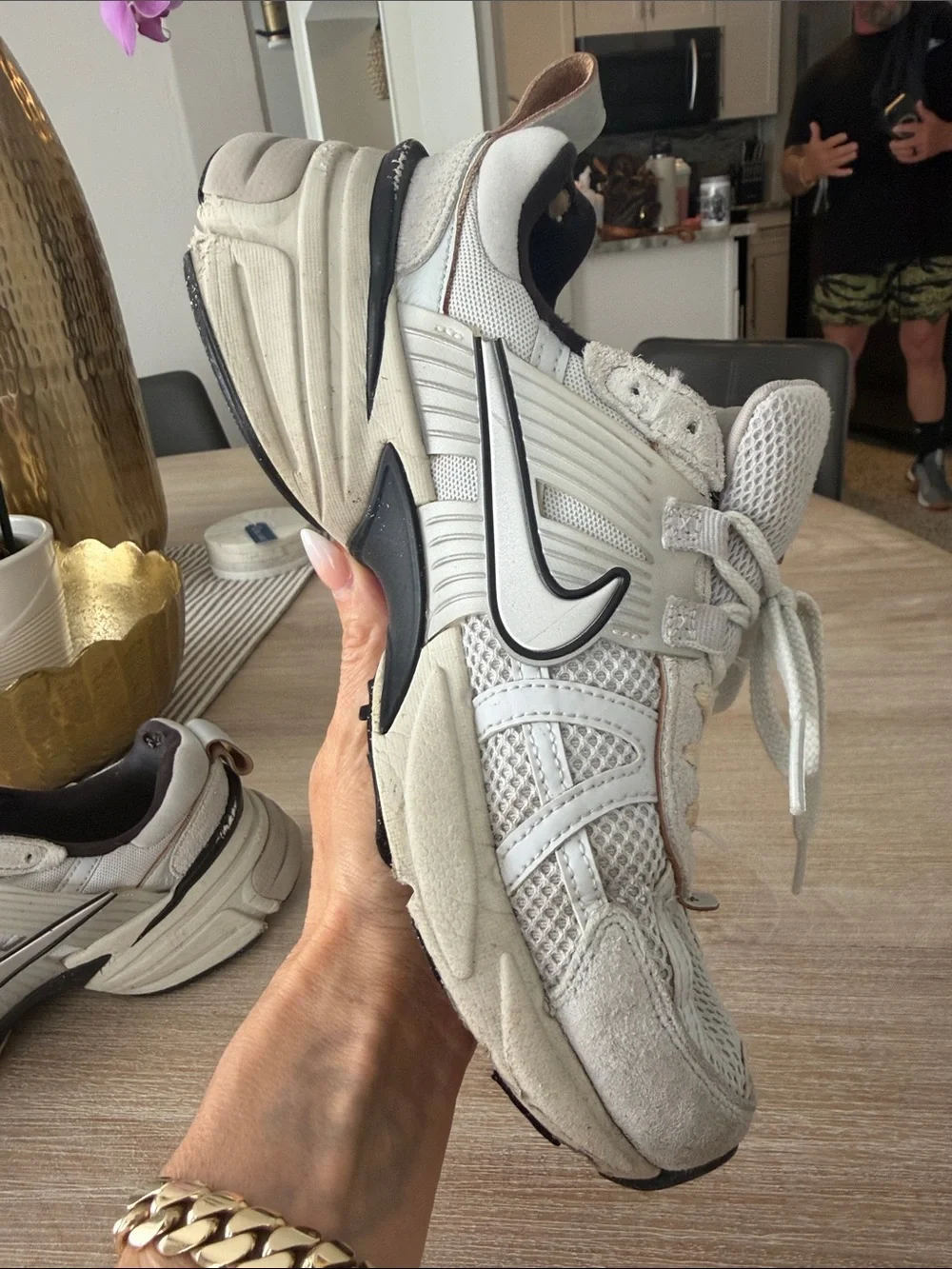 Nike V2k run